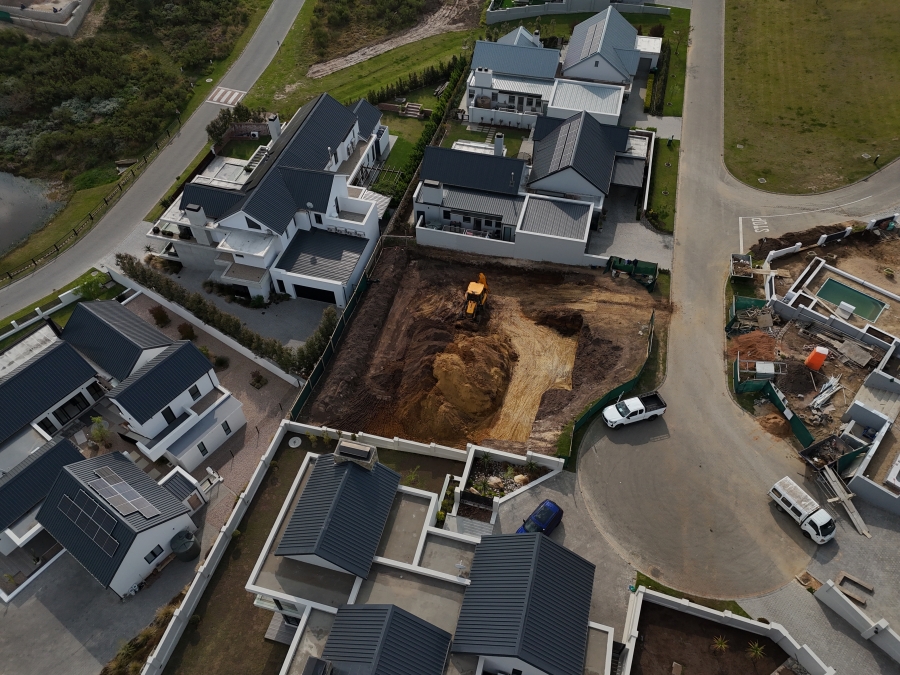 0 Bedroom Property for Sale in Kingswood Golf Estate Western Cape